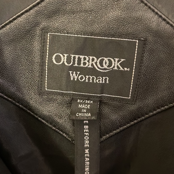 Outbrook Women’s Leather Vintage Jacket with tie belt. - Picture 2 of 6